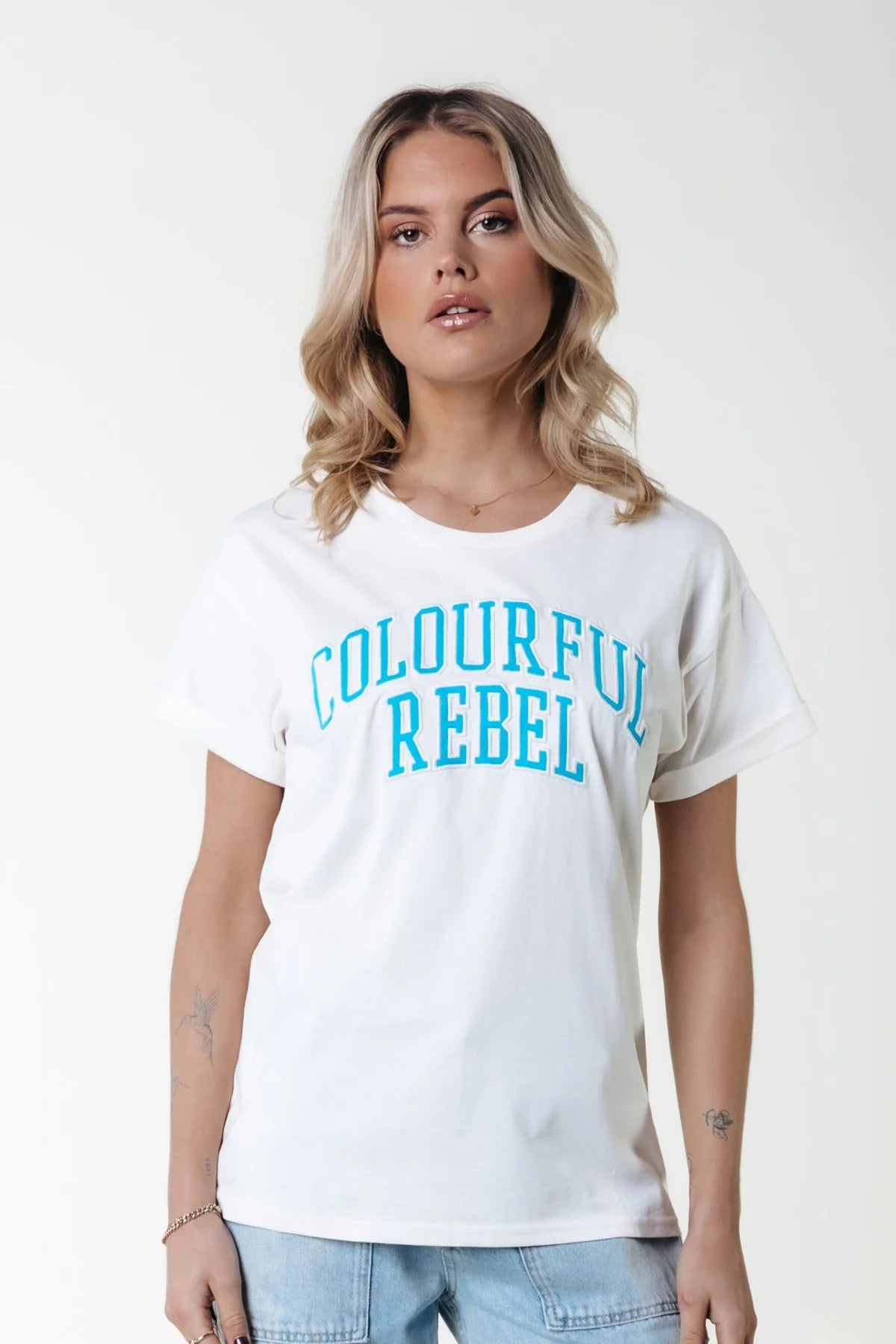 Colourful Rebel | CR Patch Boxy Tee - Off white WT115869